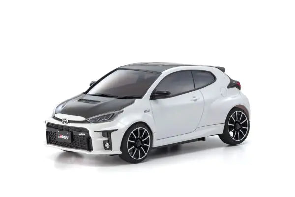 KYOSHO AWD MA020 Toyota GRMN YARIS Rally PACKAGE Platinum White Pearl Mica BODY MZP478PW